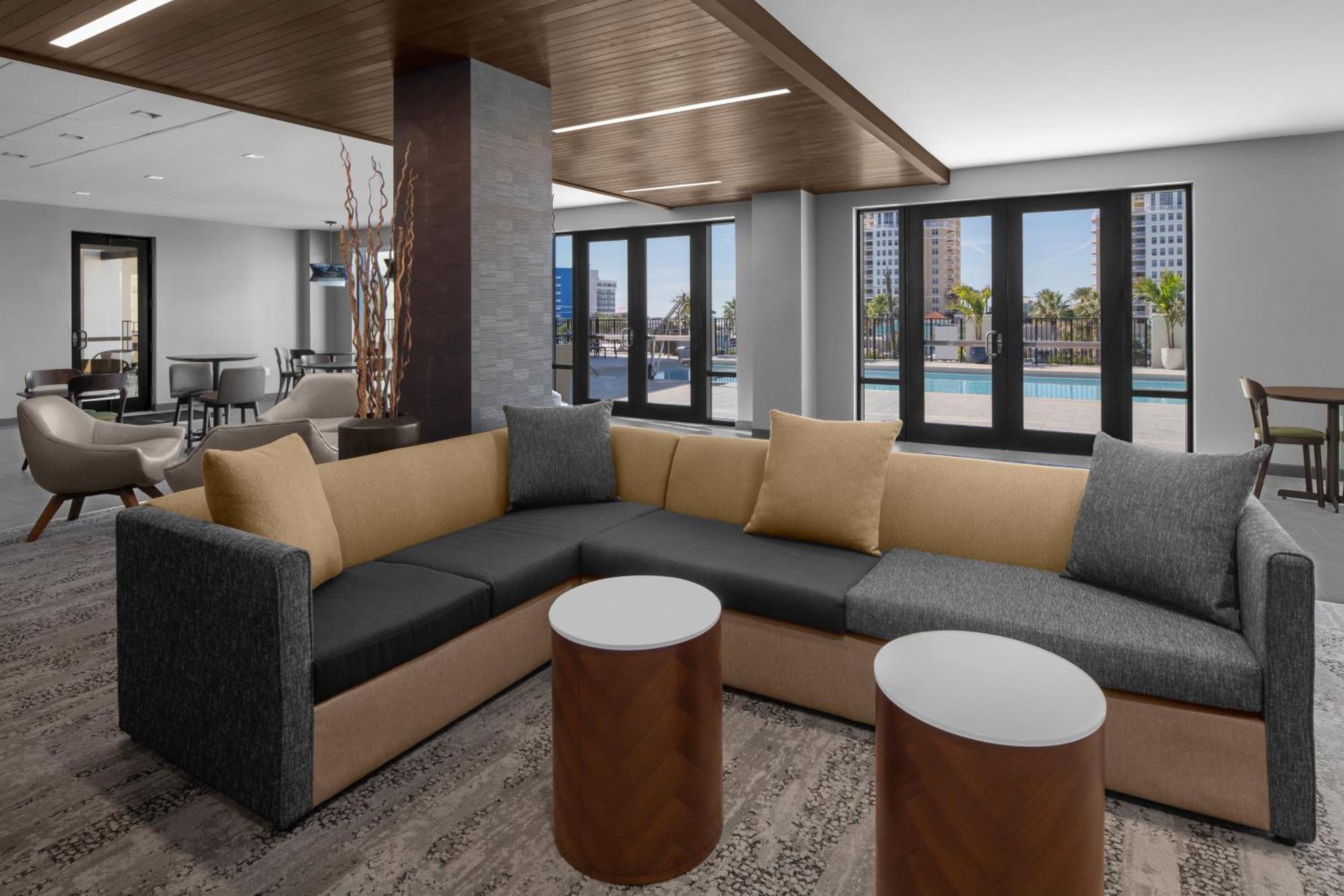Courtyard By Marriott شاطئ كليرووتر المظهر الخارجي الصورة