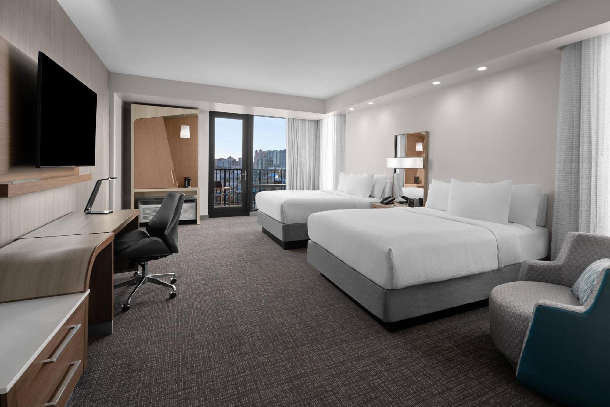 Courtyard By Marriott شاطئ كليرووتر المظهر الخارجي الصورة